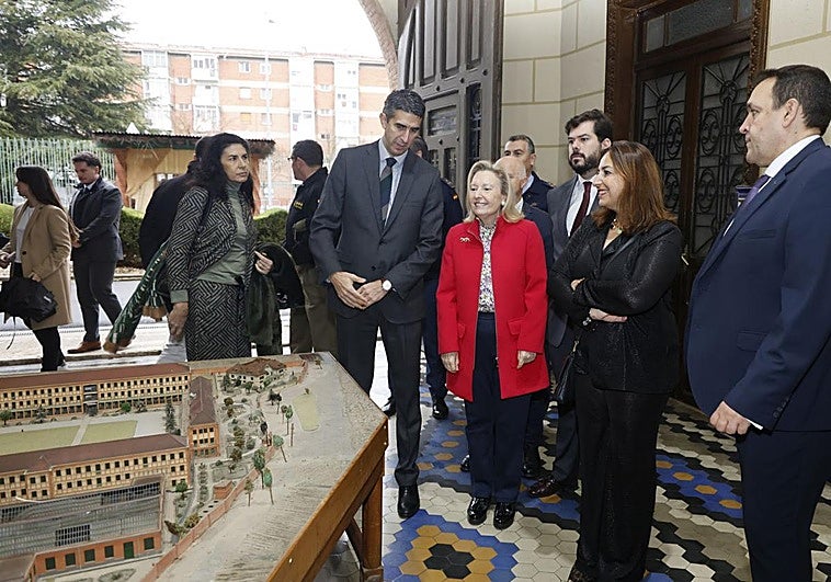 Un nuevo contrato de Defensa garantiza una inversión de 20 millones en la Fábrica de Armas